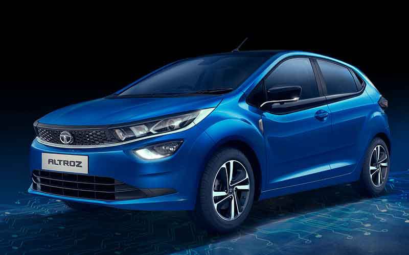 Tata Altroz XZ+ S LUX 2025