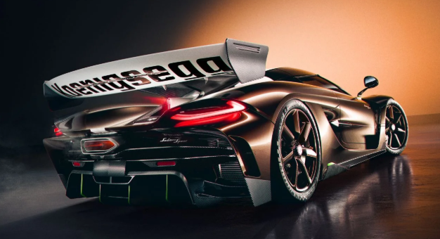 Koenigsegg Sadair's Spear