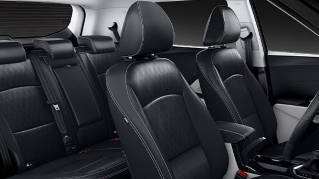 Mahindra XUV 3XO REVS